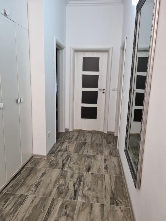 Apartment Center Dream *